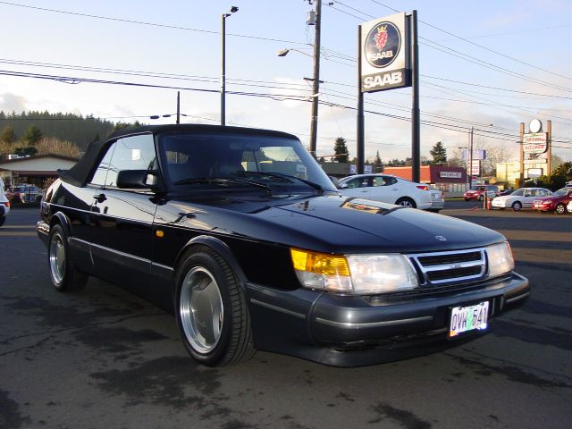 Saab 900 1988 photo 2