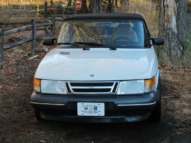 Saab 900 1989 photo 1