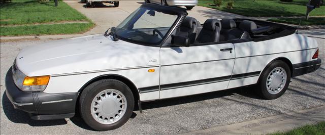 Saab 900 1991 photo 1