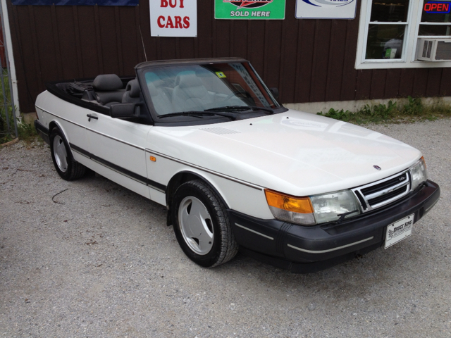 Saab 900 1994 photo 1