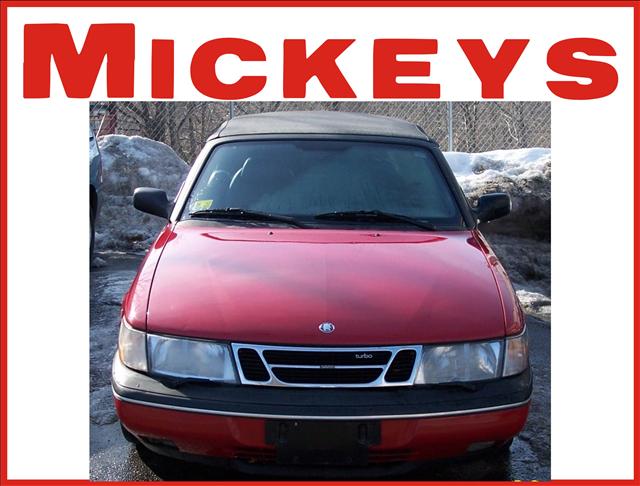 Saab 900 SE Convertible