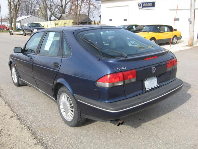 Saab 900 1995 photo 1