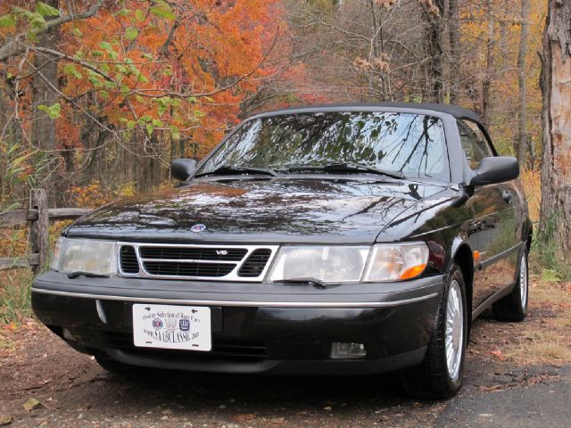 Saab 900 1995 photo 1