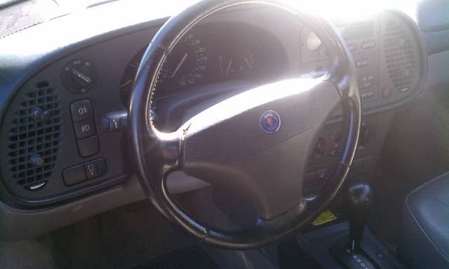 Saab 900 1997 photo 2