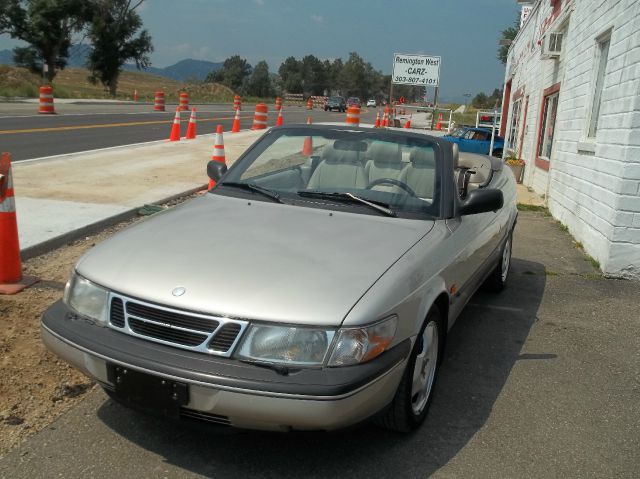 Saab 900 1997 photo 3