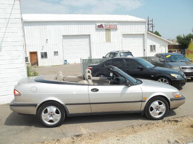 Saab 900 1997 photo 4