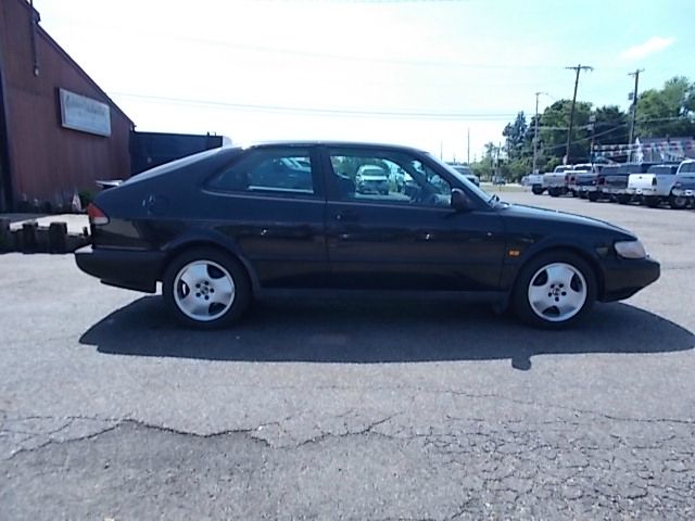 Saab 900 1997 photo 2