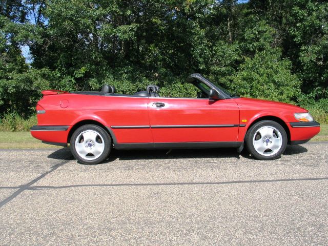 Saab 900 XL 4X4 SLT Convertible