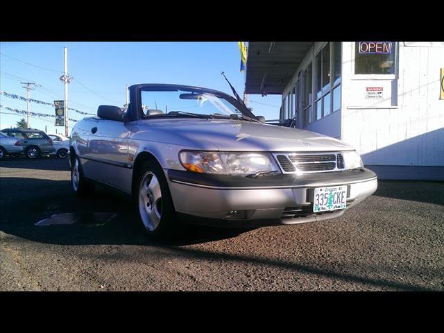 Saab 900 1997 photo 3