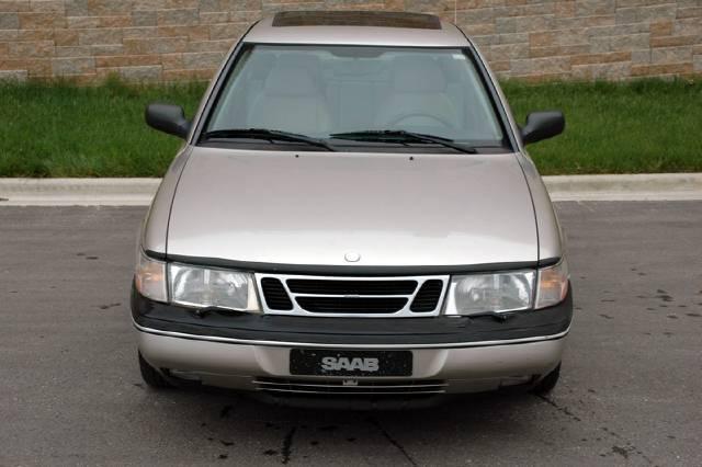 Saab 900 1997 photo 1
