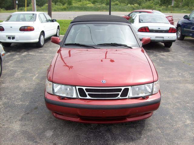 Saab 900 1997 photo 1