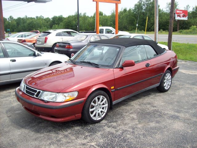 Saab 900 1997 photo 2
