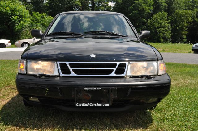 Saab 900 1997 photo 1