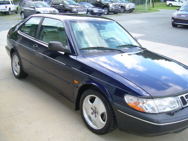 Saab 900 1997 photo 3