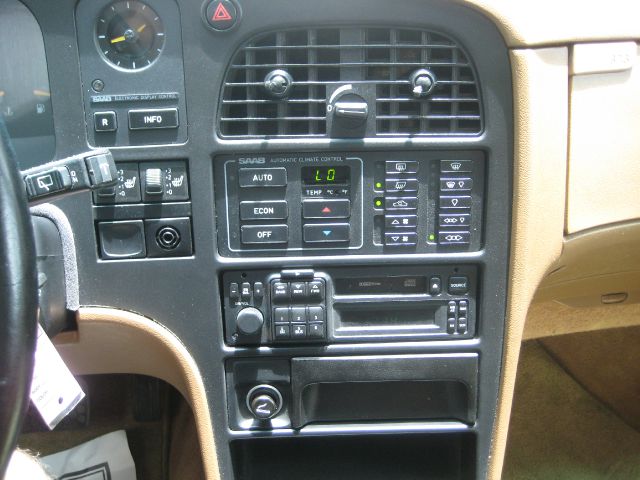 Saab 9000 1995 photo 10