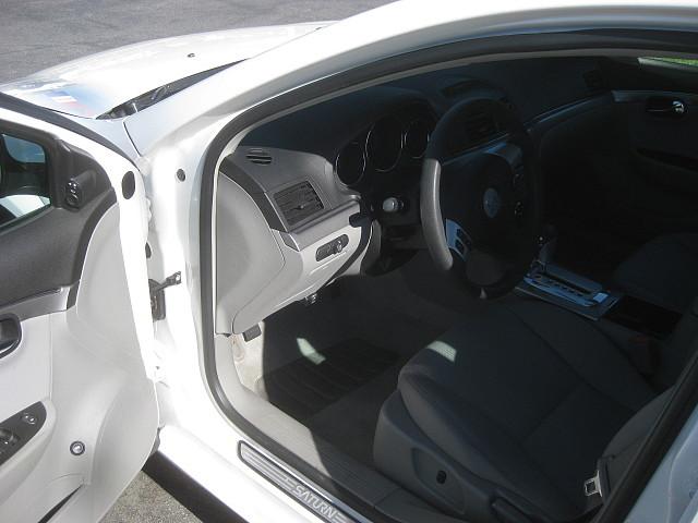 Saturn Aura 2008 photo 1