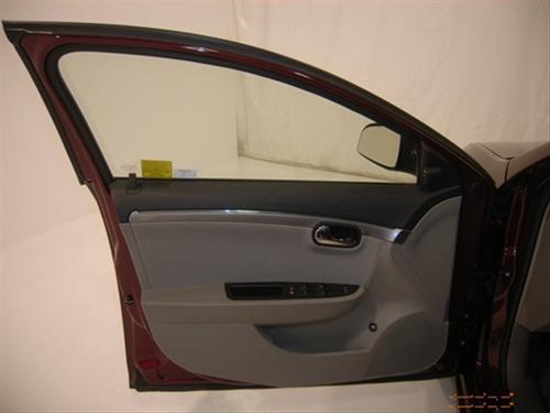 Saturn Aura 2009 photo 2