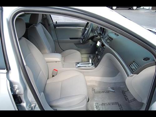 Saturn Aura 2009 photo 1