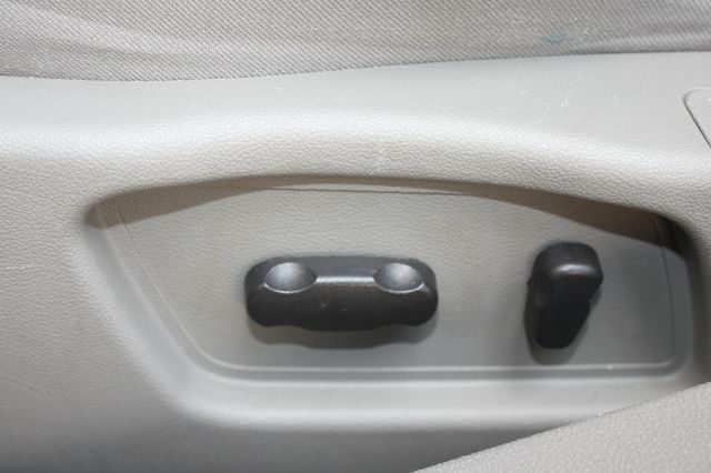 Saturn Aura 2009 photo 15