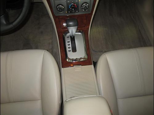 Saturn Aura 2009 photo 1