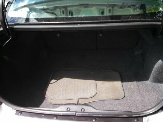 Saturn Ion 2003 photo 3
