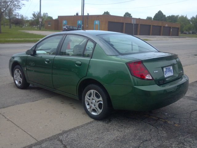 Saturn Ion 2003 photo 1