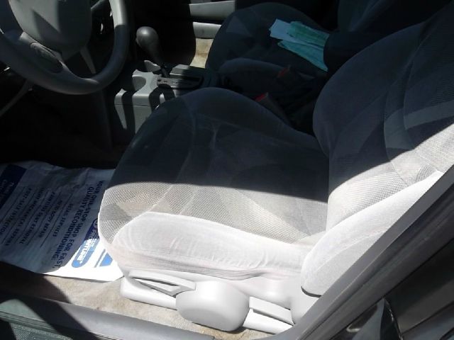 Saturn Ion 2003 photo 4