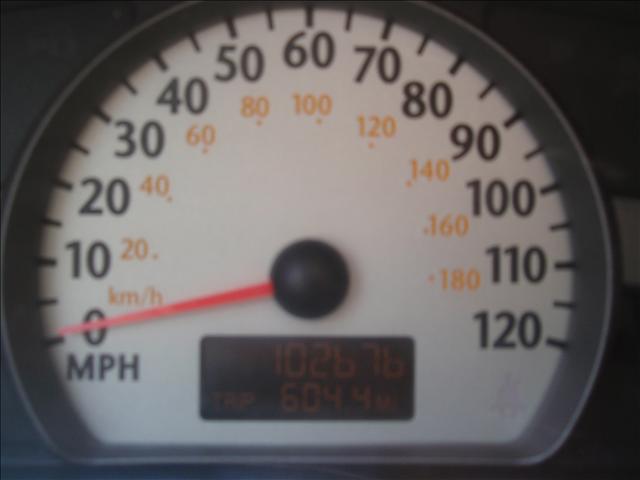 Saturn Ion 2003 photo 4