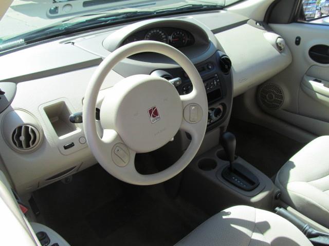 Saturn Ion 2003 photo 3
