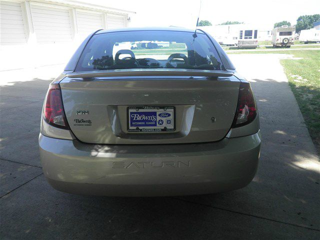 Saturn Ion 2003 photo 2