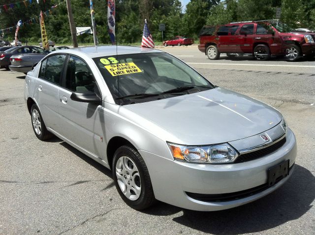 Saturn Ion 2003 photo 4