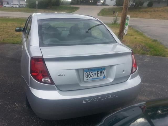 Saturn Ion 2003 photo 1