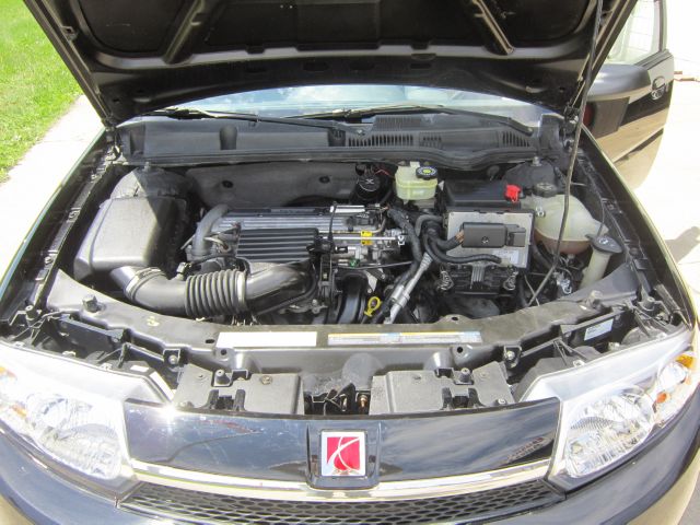 Saturn Ion 2003 photo 6