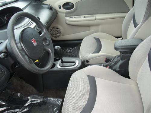 Saturn Ion 2004 photo 1