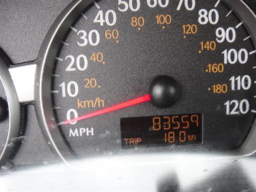 Saturn Ion 2004 photo 5