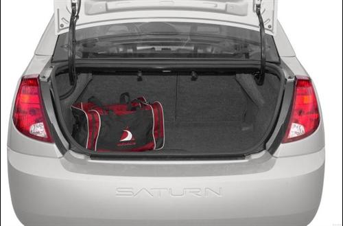 Saturn Ion 2004 photo 2