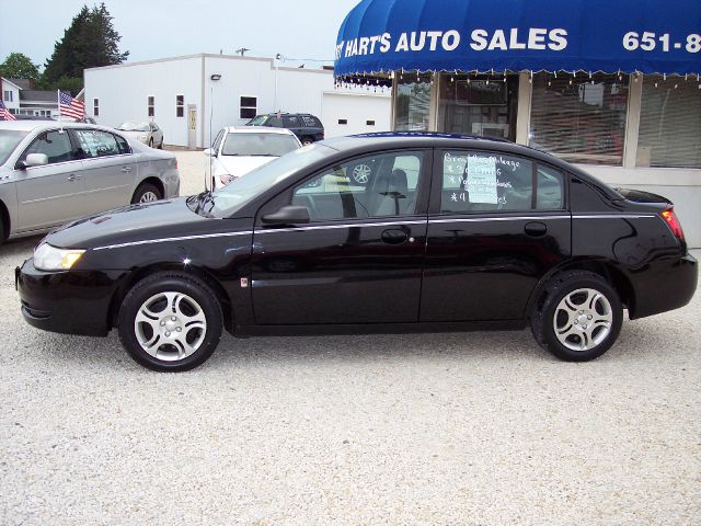 Saturn Ion 2004 photo 1