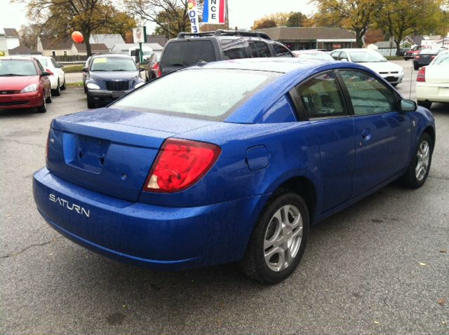 Saturn Ion 2004 photo 1