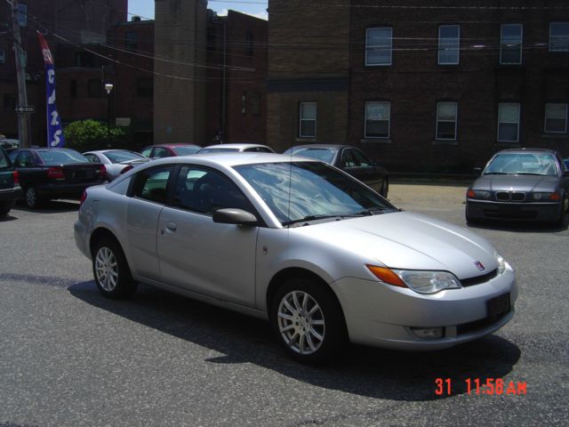 Saturn Ion 2004 photo 9