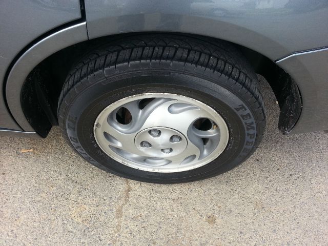 Saturn Ion 3.5L W/touring Package Sedan