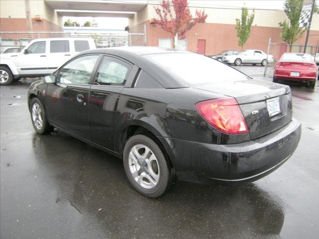 Saturn Ion 2004 photo 2