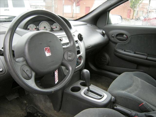 Saturn Ion 2004 photo 3