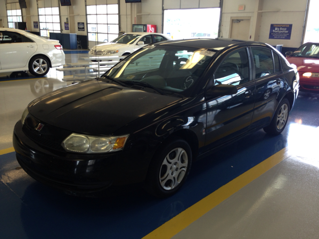 Saturn Ion 2004 photo 1