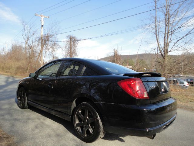 Saturn Ion 2004 photo 2