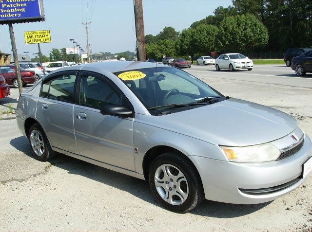 Saturn Ion 2004 photo 3