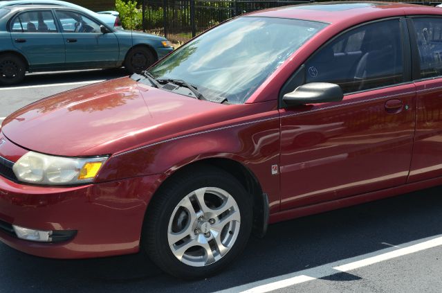 Saturn Ion 2004 photo 2