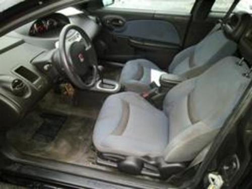 Saturn Ion 2004 photo 2