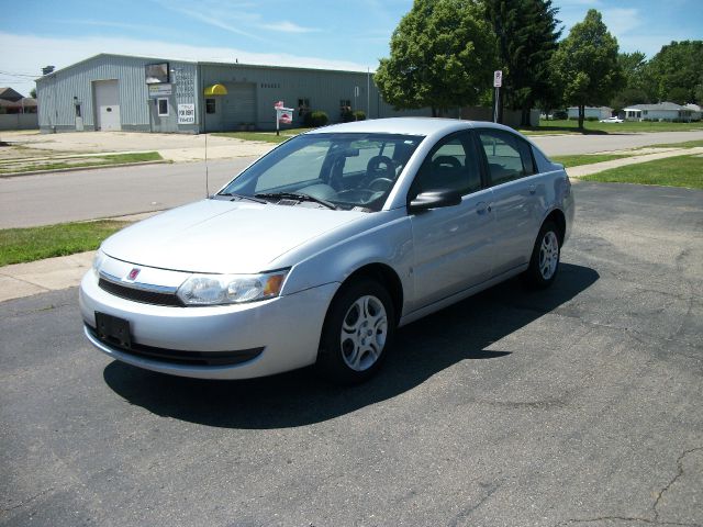 Saturn Ion 2004 photo 2