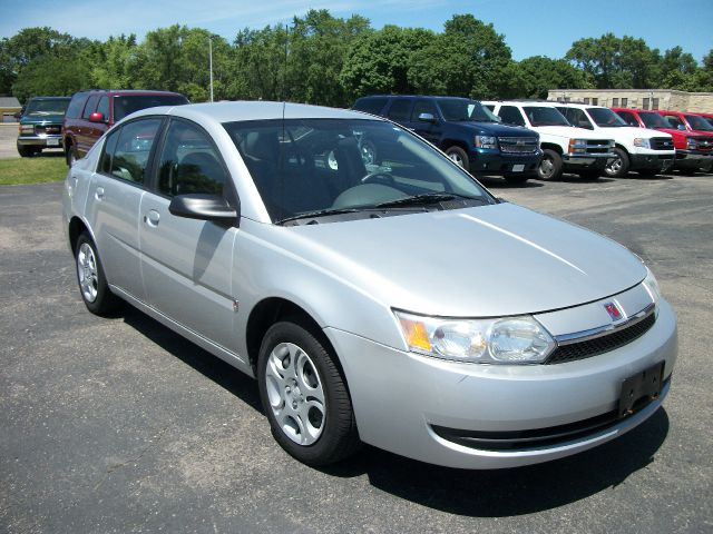 Saturn Ion 2004 photo 3