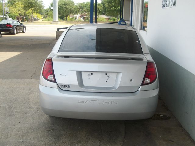 Saturn Ion 2005 photo 3